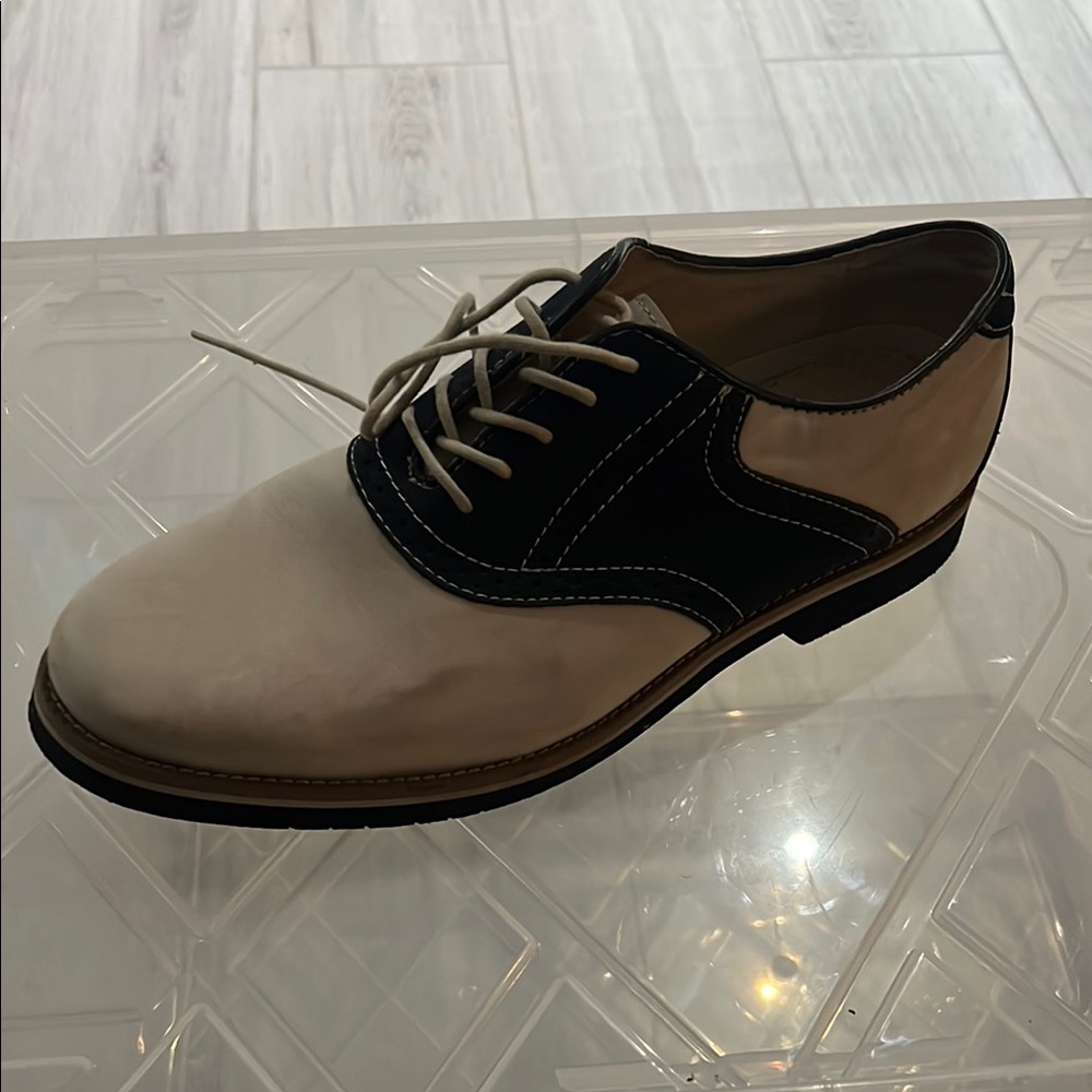 Cole Haan Cream and Black Oxford Shoes Classic Two-Tone Design